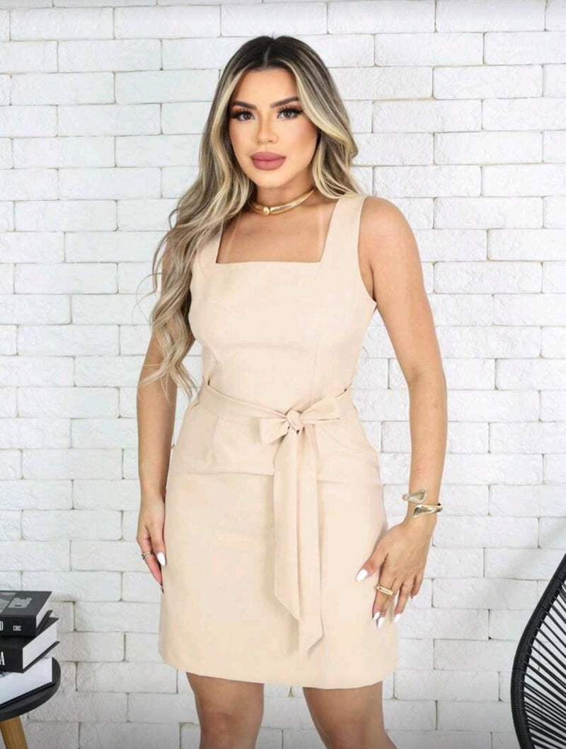 Vestido Curto com Amarração